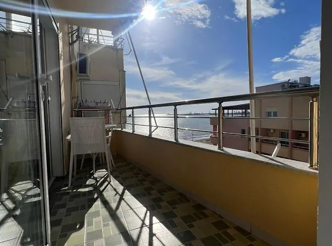 Appartement Gimi 2 *